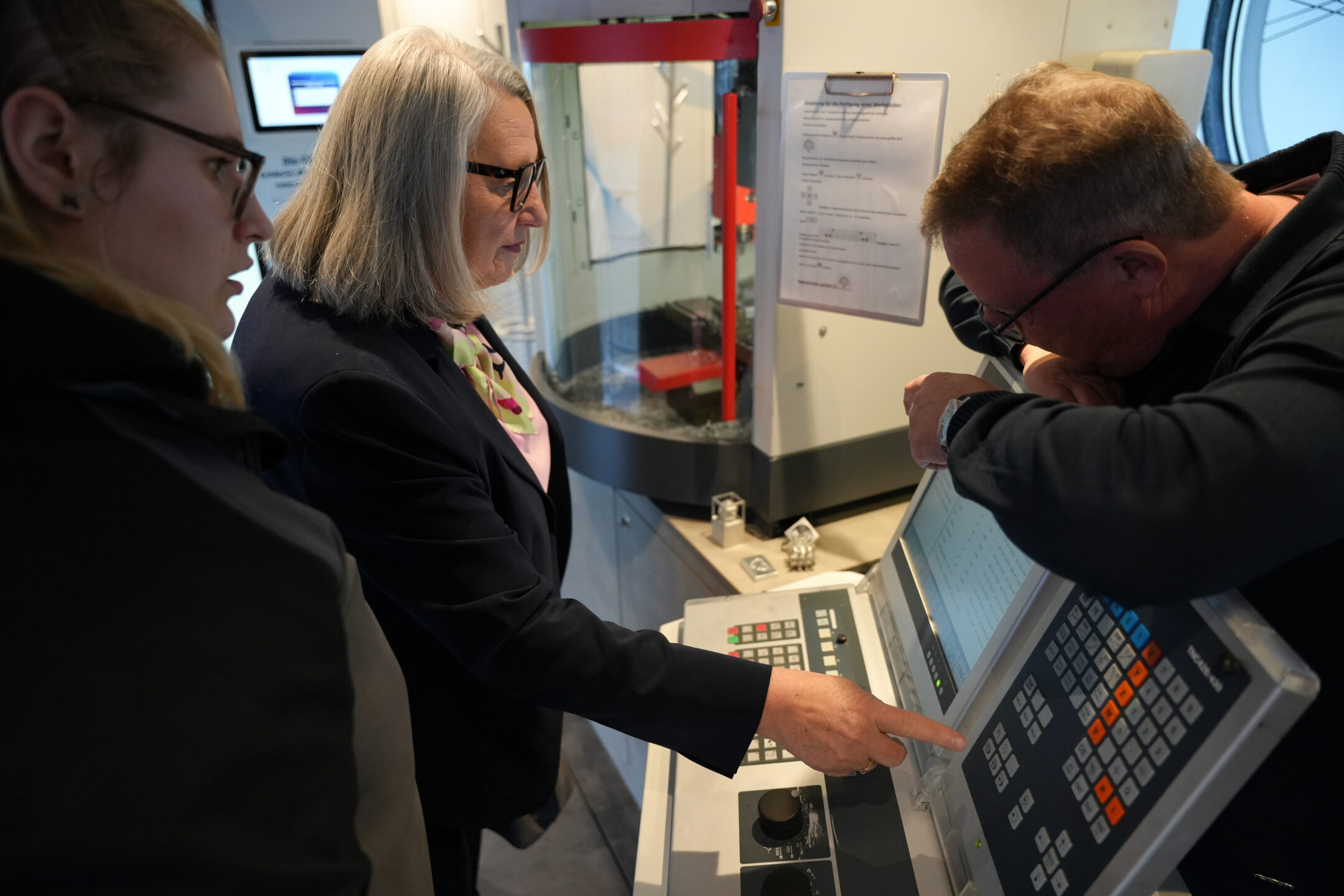 InfoTruck am RBZ in Kiel -- Fotograf: Kai-Ole Nissen / MBWF