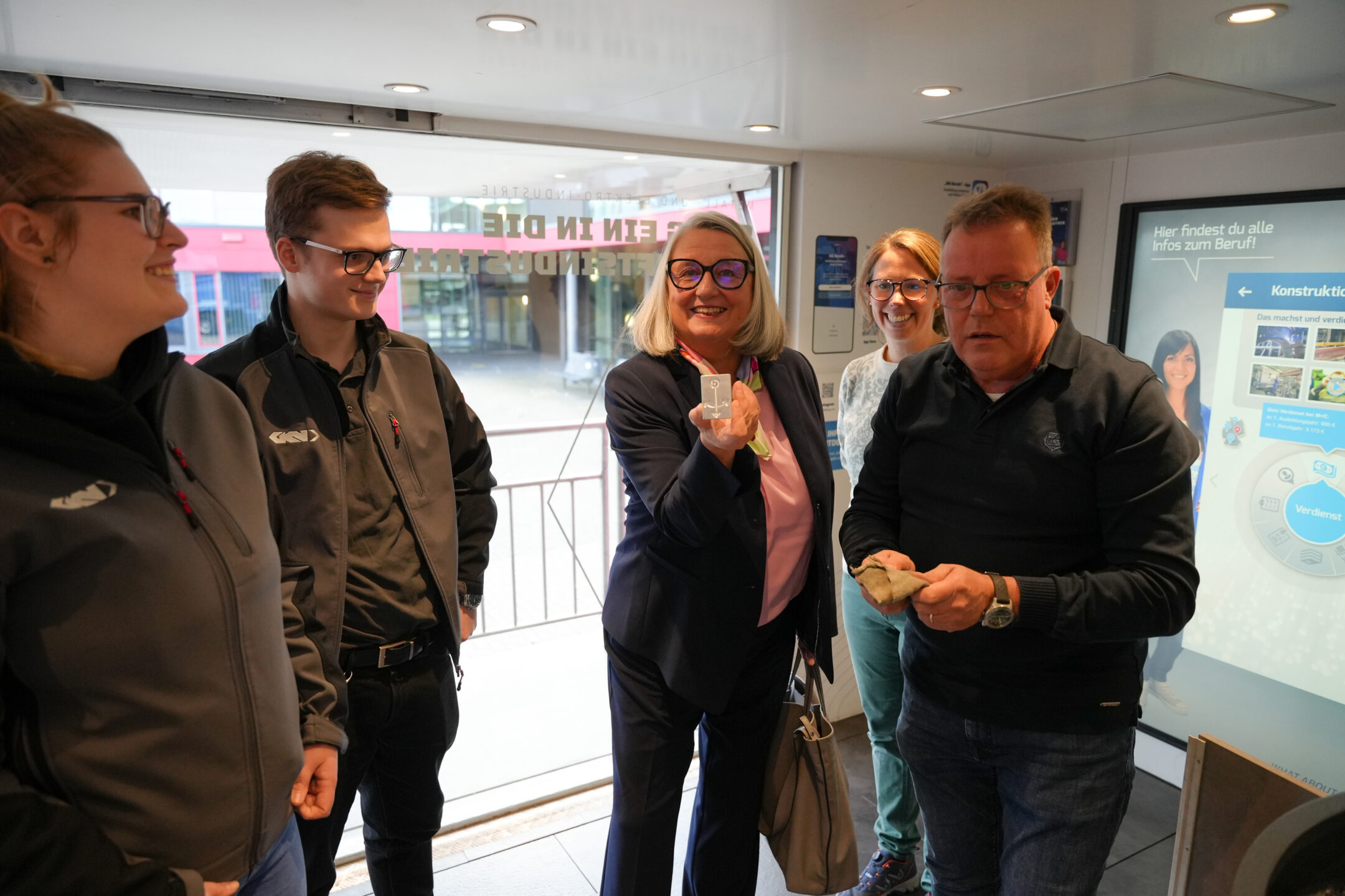 InfoTruck am RBZ in Kiel -- Fotograf: Kai-Ole Nissen / MBWF